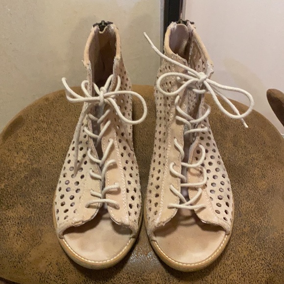 Musse & Cloud Aiden Pink Sandals/Booties - Picture 3 of 8